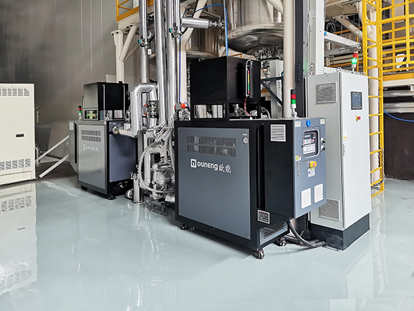 鋰電油溫機(jī)如何精準(zhǔn)控溫？提升鋰電產(chǎn)品合格率