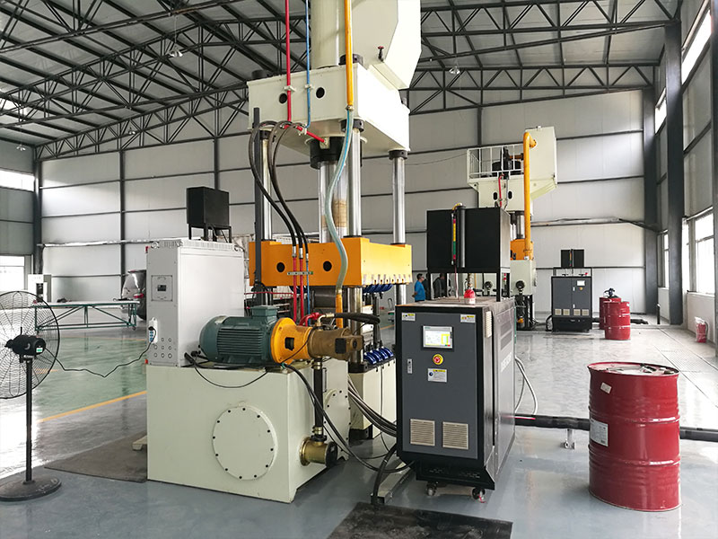 芳綸模溫機(jī) 芳綸模溫機(jī)