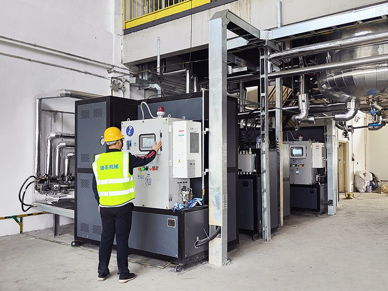 1729913174753309.jpg 聚氨酯反應(yīng)釜防爆<a href='http://www.xzjiankong.com/product/dianjiaredaoreyoulu.html' class='body-link'>電加熱導(dǎo)熱油爐</a> (1).jpg