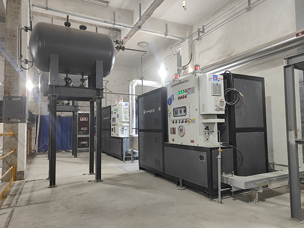 防爆<a href='http://www.xzjiankong.com/product/dianjiaredaoreyoulu.html' class='body-link'>電加熱導熱油爐</a>