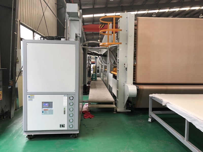 風冷式冷水機怎么調節(jié)溫度高低? 風冷式冷水機怎么調節(jié)溫度高低?